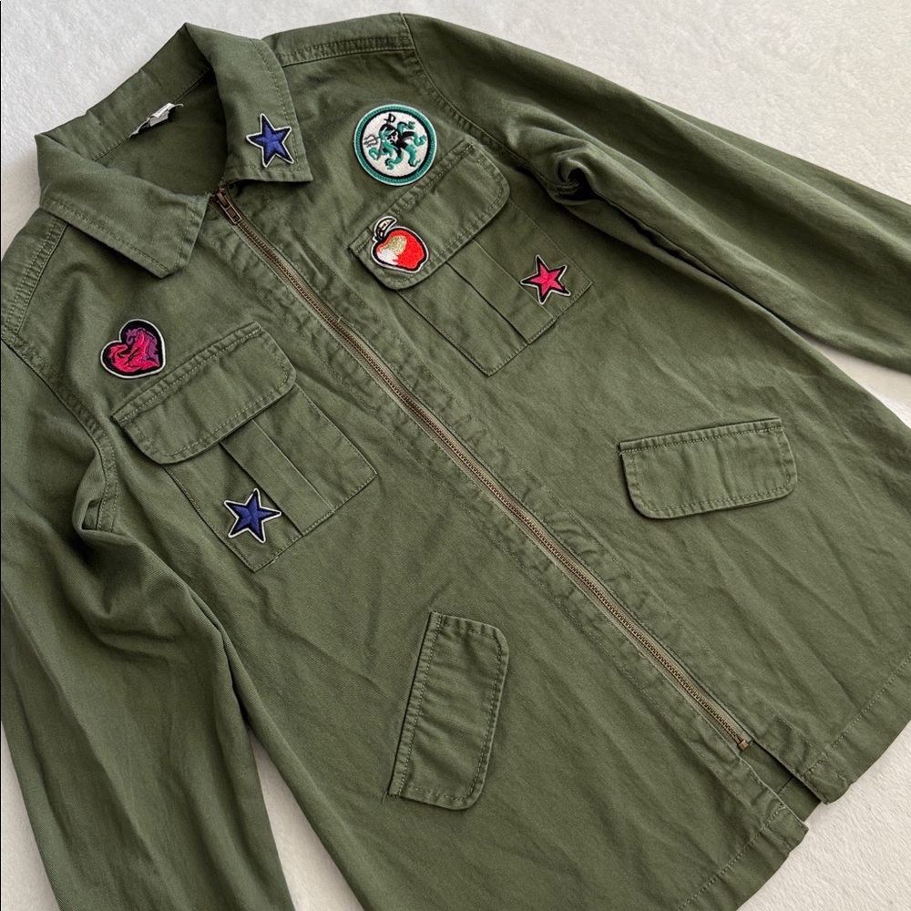 {Disney} D-Signed | Descendants 2 Patch Zip Front Utility Jacket Green (M 10/12)